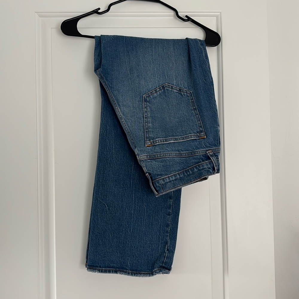 ABERCROMBIE CURVE LOVE JEANS